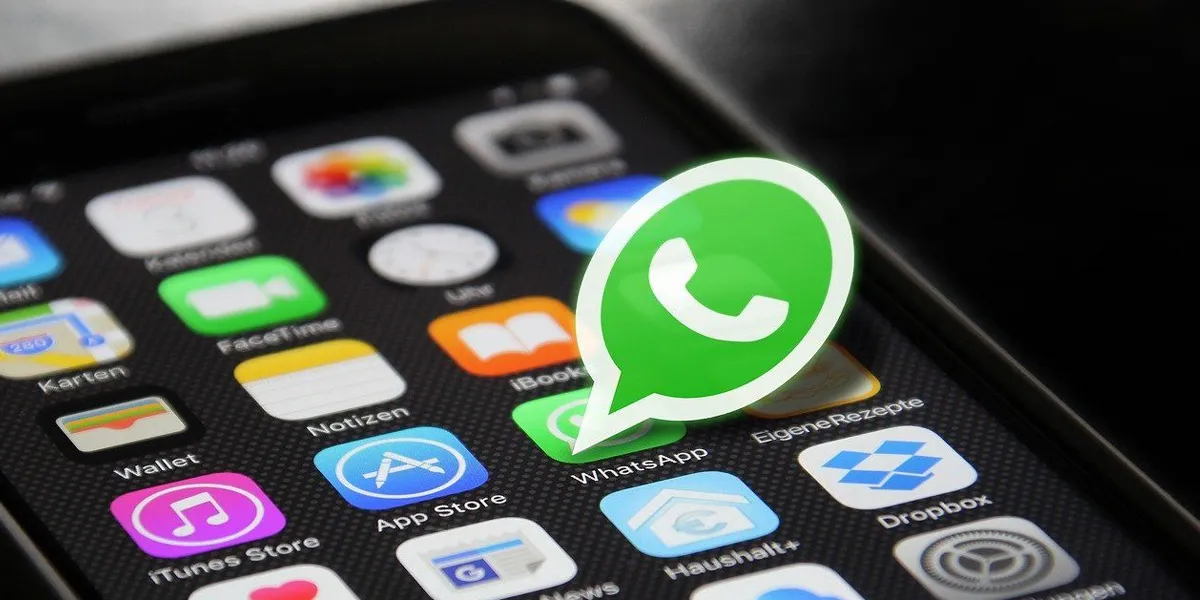 WhatsApp en un smartphone