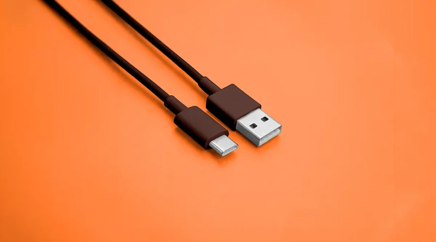 Conectores USB-A y USB-C