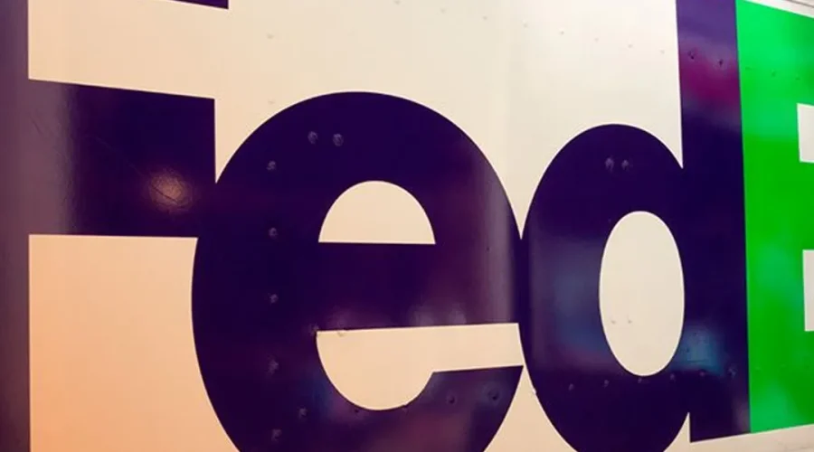 Vehículo de FedEx relacionado con la campaña de Flubot