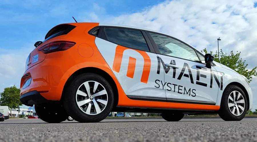 Vehículo de Maen Systems con la nueva rotulación